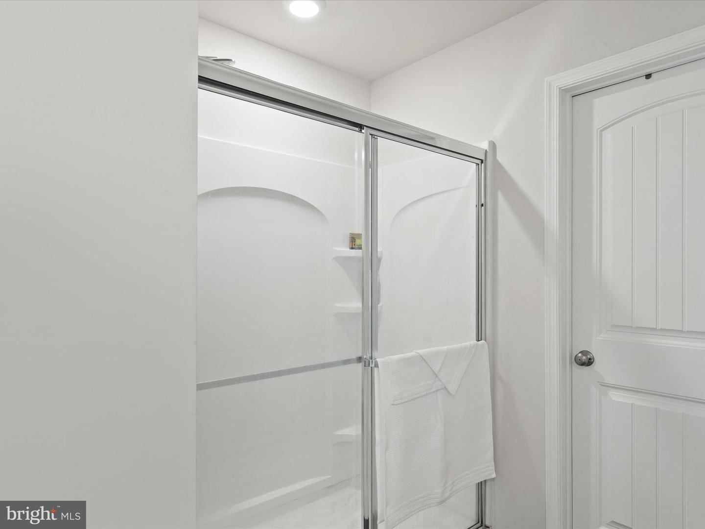 424 Lena Ln Property Photo 28