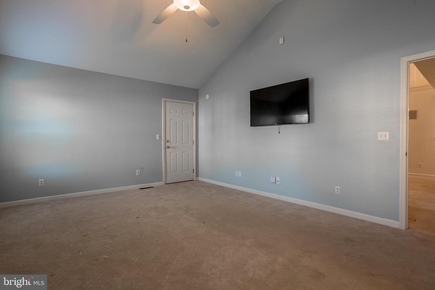 5709 Royal Mile Blvd Property Photo 24