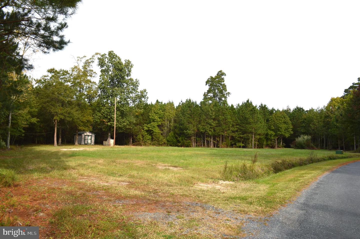 24959 Collins Wharf Rd Property Photo 1