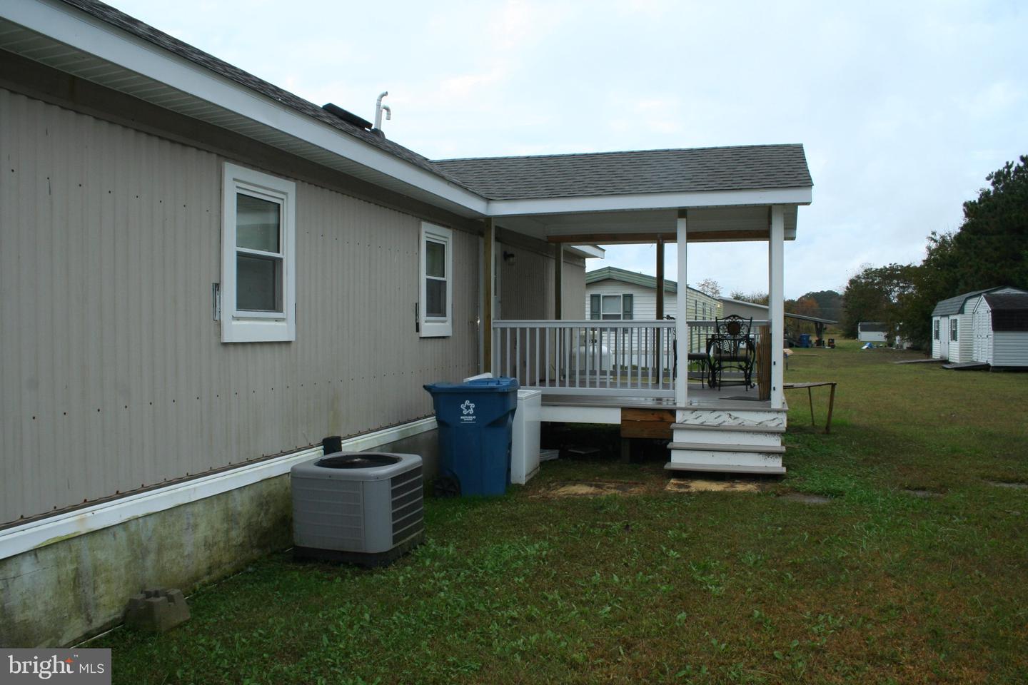 5850 Brook St Property Photo 25