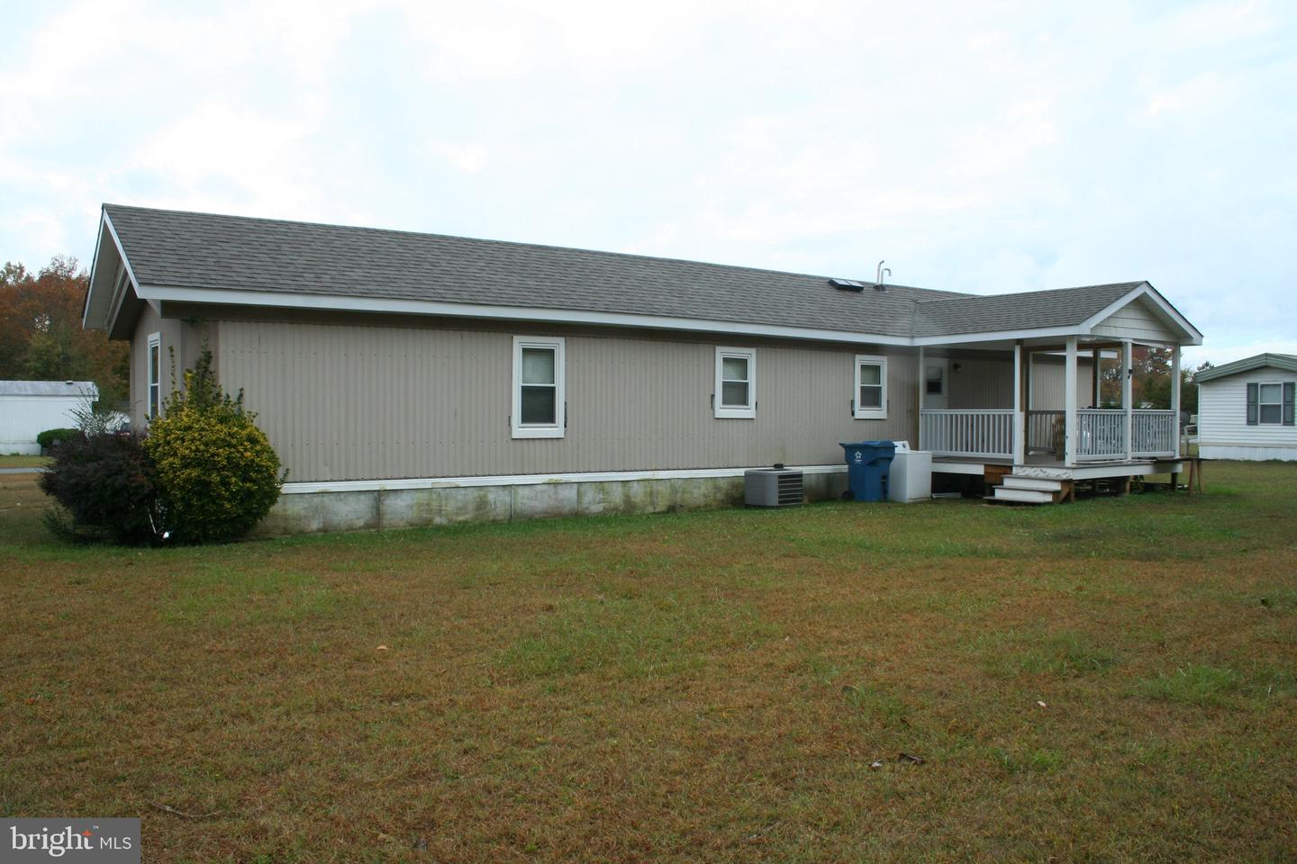 5850 Brook St Property Photo 26