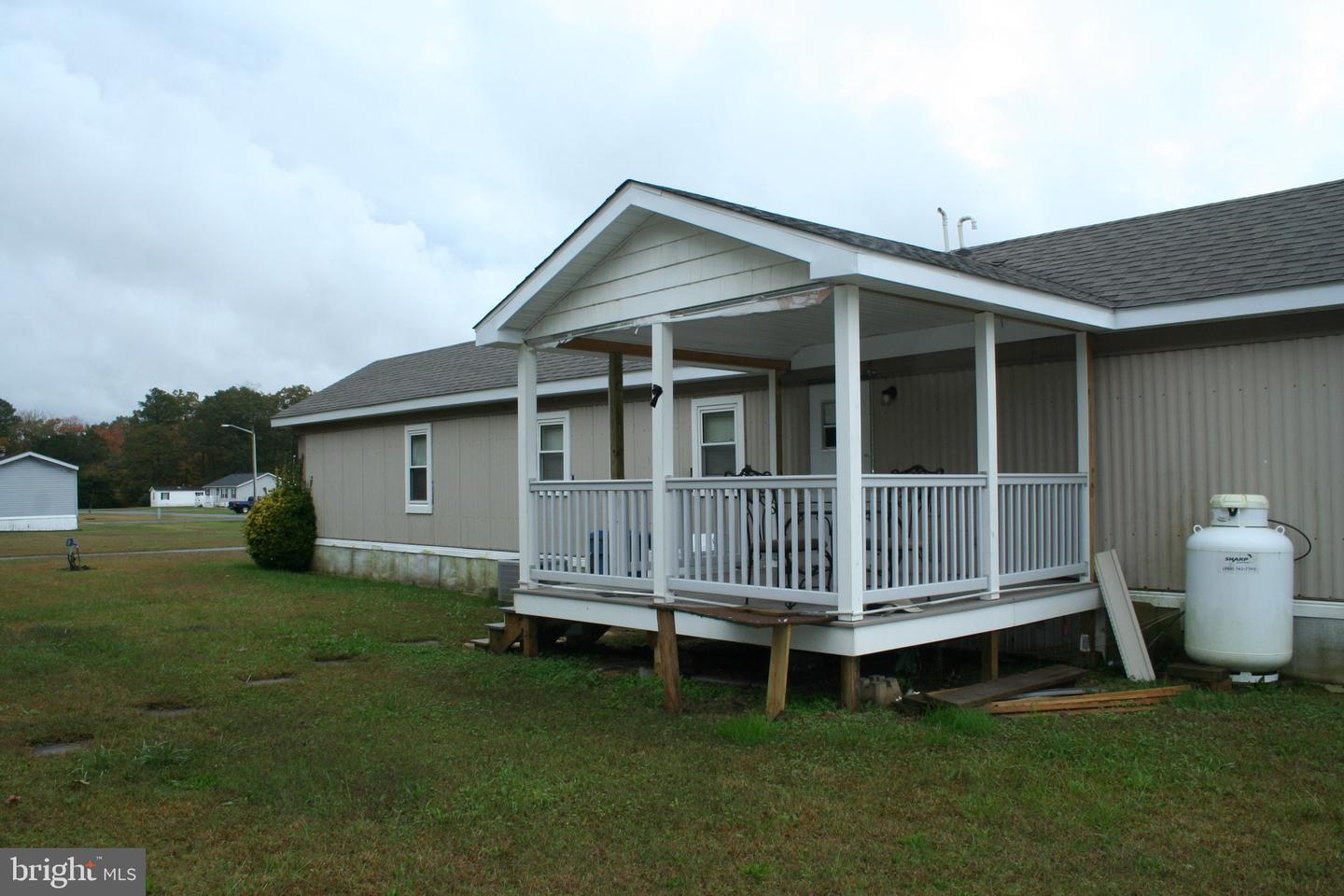 5850 Brook St Property Photo 32