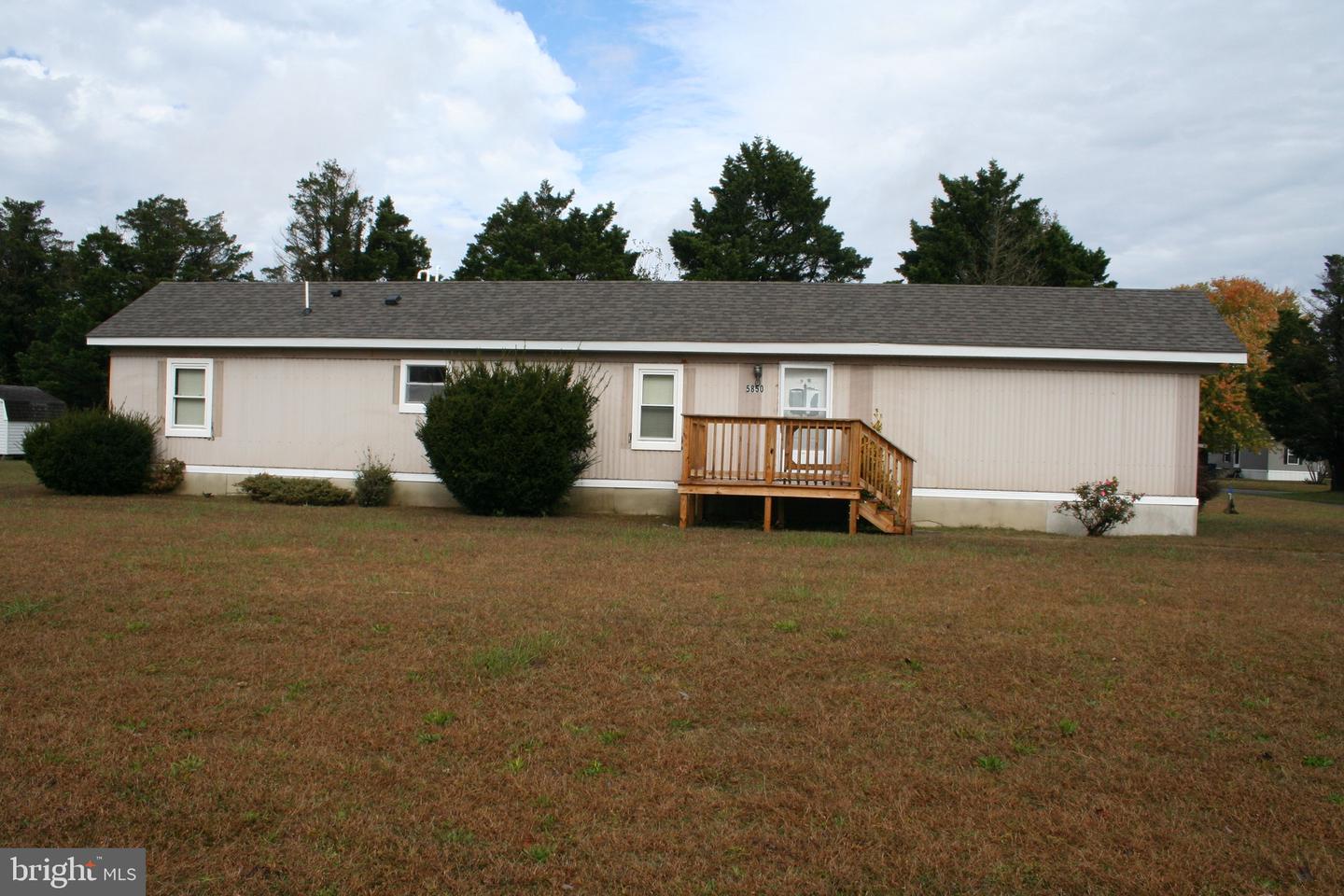 5850 Brook St Property Photo 38
