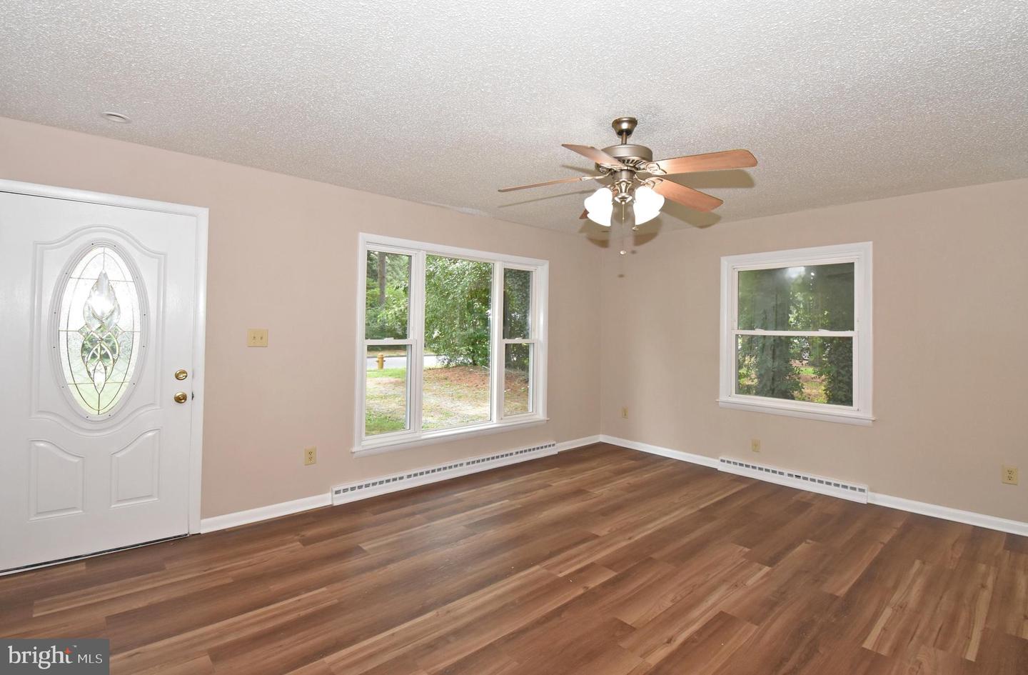 612 Regency Dr Property Photo 2