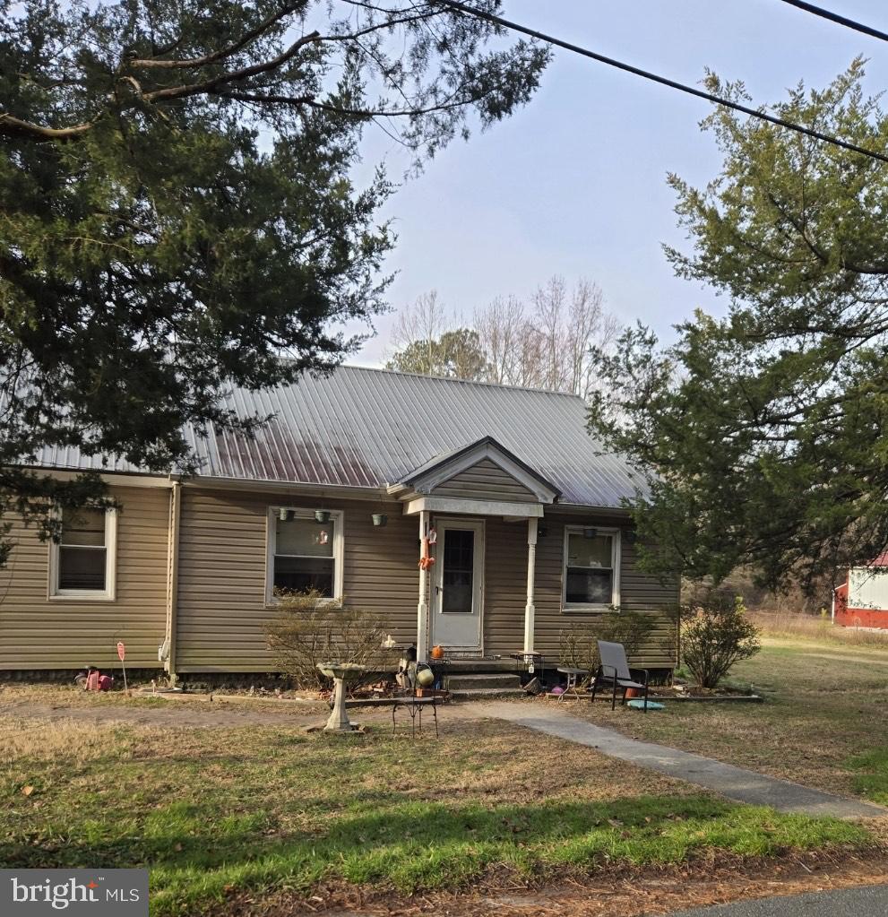 820 Property Photo 5
