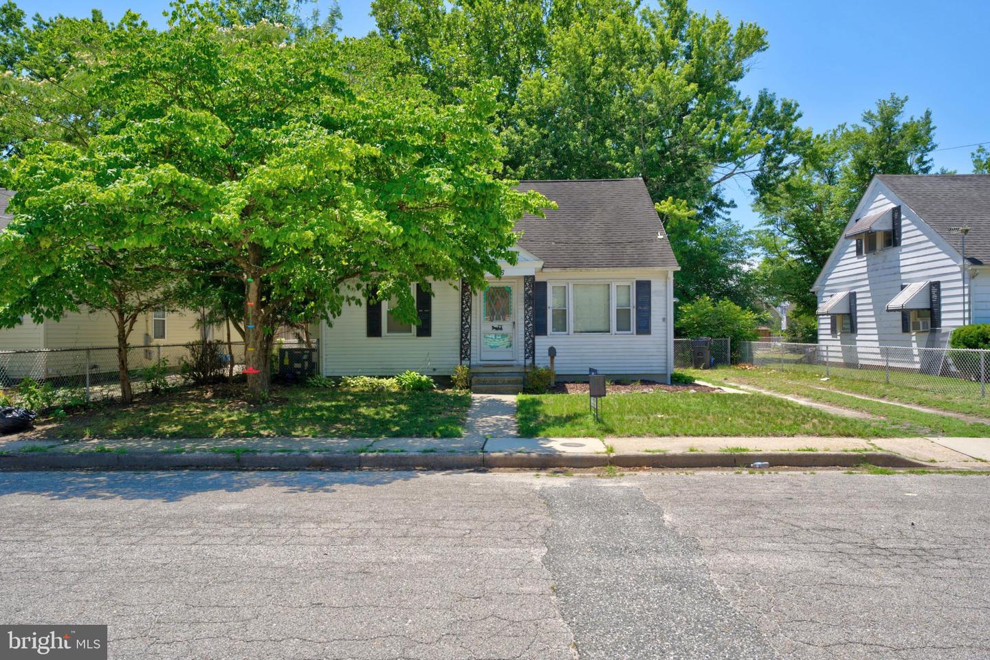 316 S Haven Ave Property Photo 1