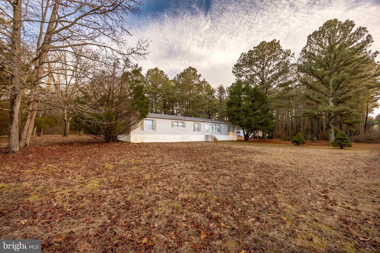 22147 Royal Oak Rd Property Photo 4