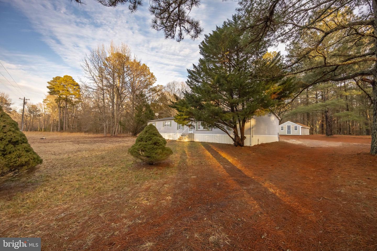 22147 Royal Oak Rd Property Photo 6