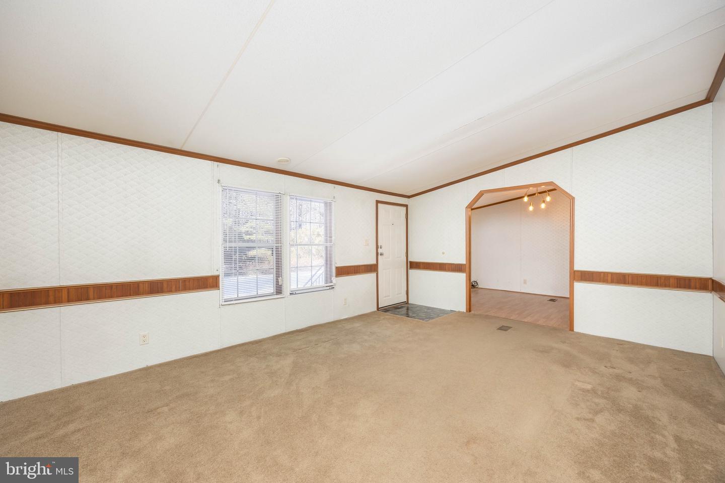 22147 Royal Oak Rd Property Photo 24