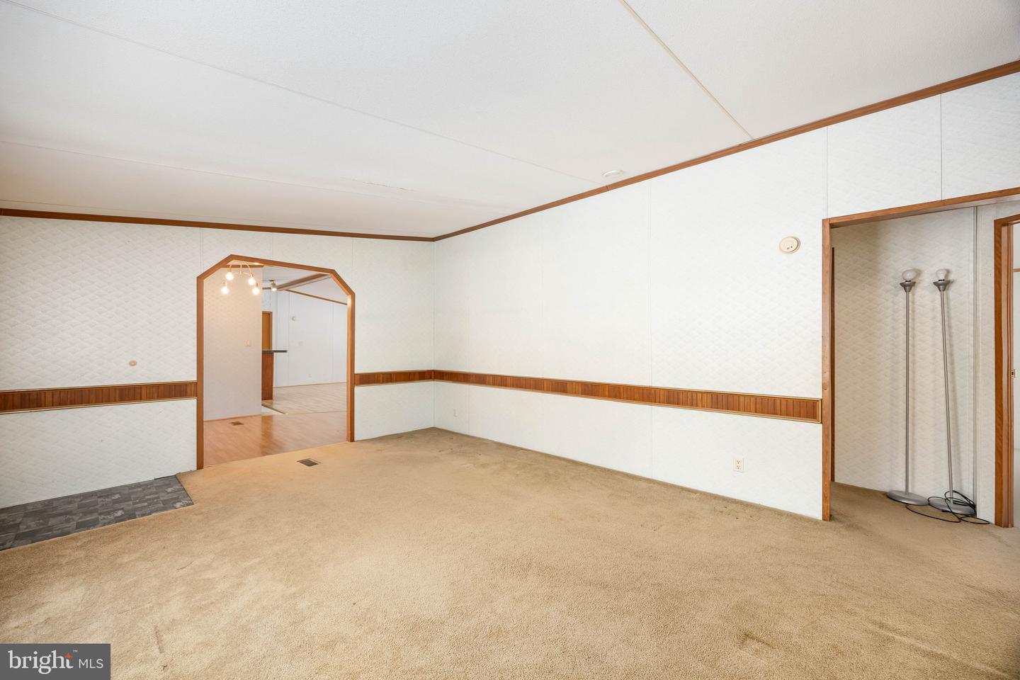 22147 Royal Oak Rd Property Photo 25