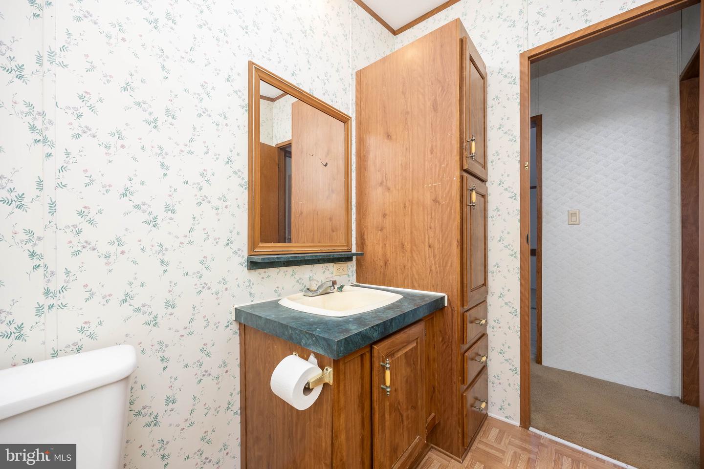22147 Royal Oak Rd Property Photo 42