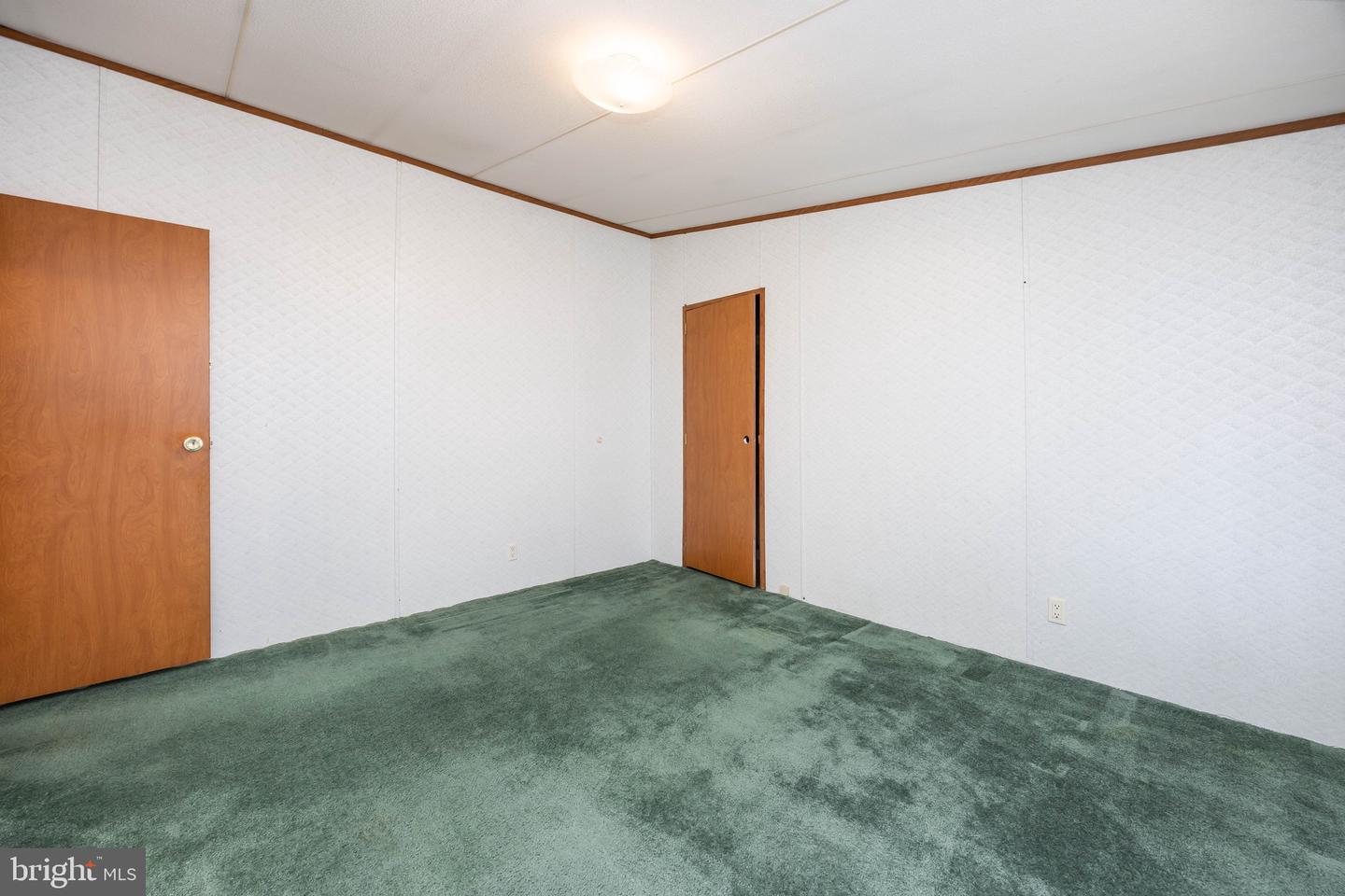 22147 Royal Oak Rd Property Photo 45