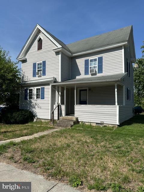 501 Ferry St Property Photo 2