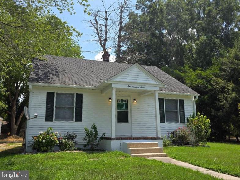 1007 Pierce Ave Property Photo 3
