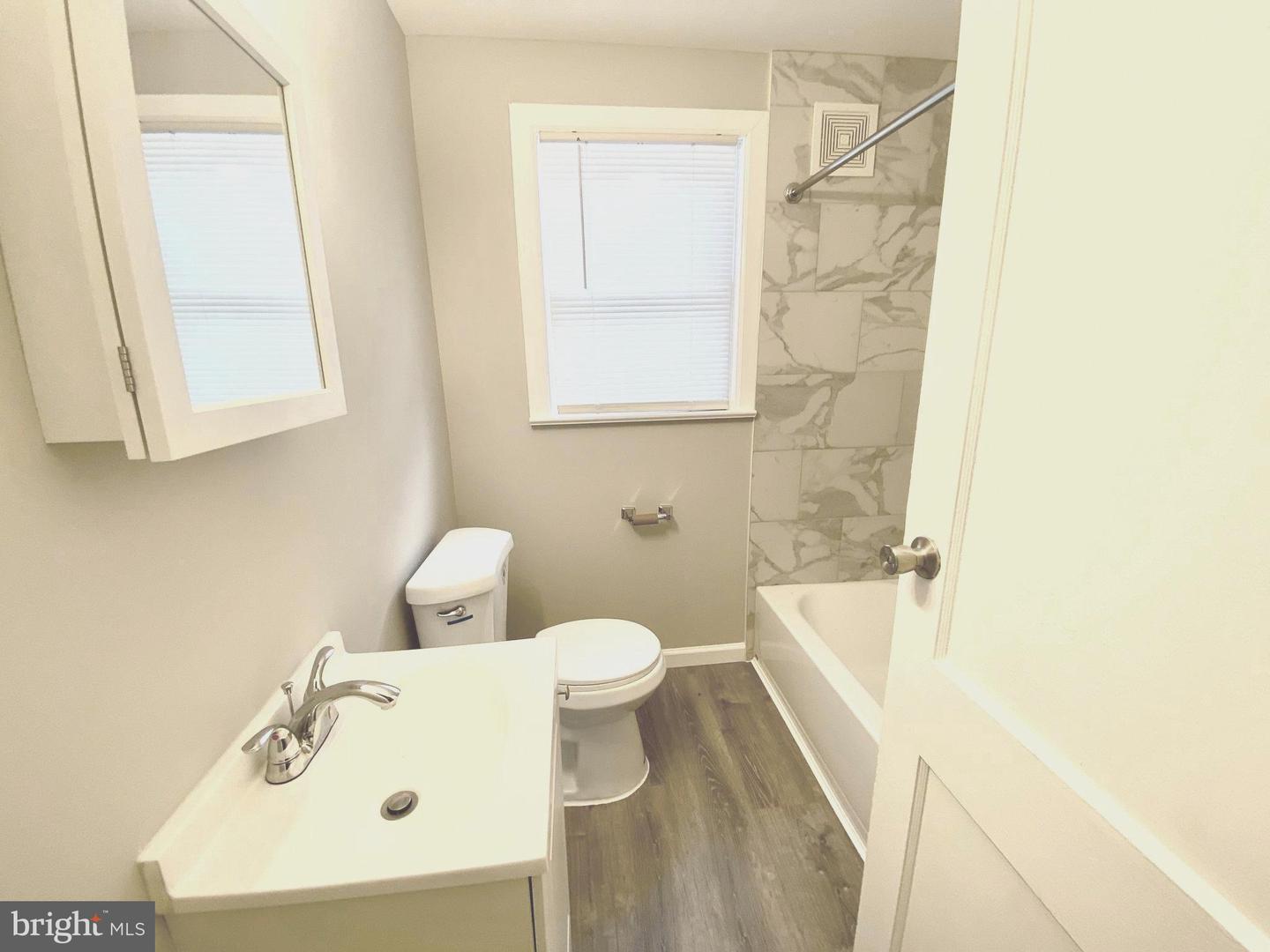 1007 Pierce Ave Property Photo 13