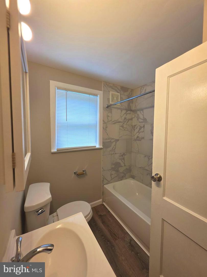 1007 Pierce Ave Property Photo 18