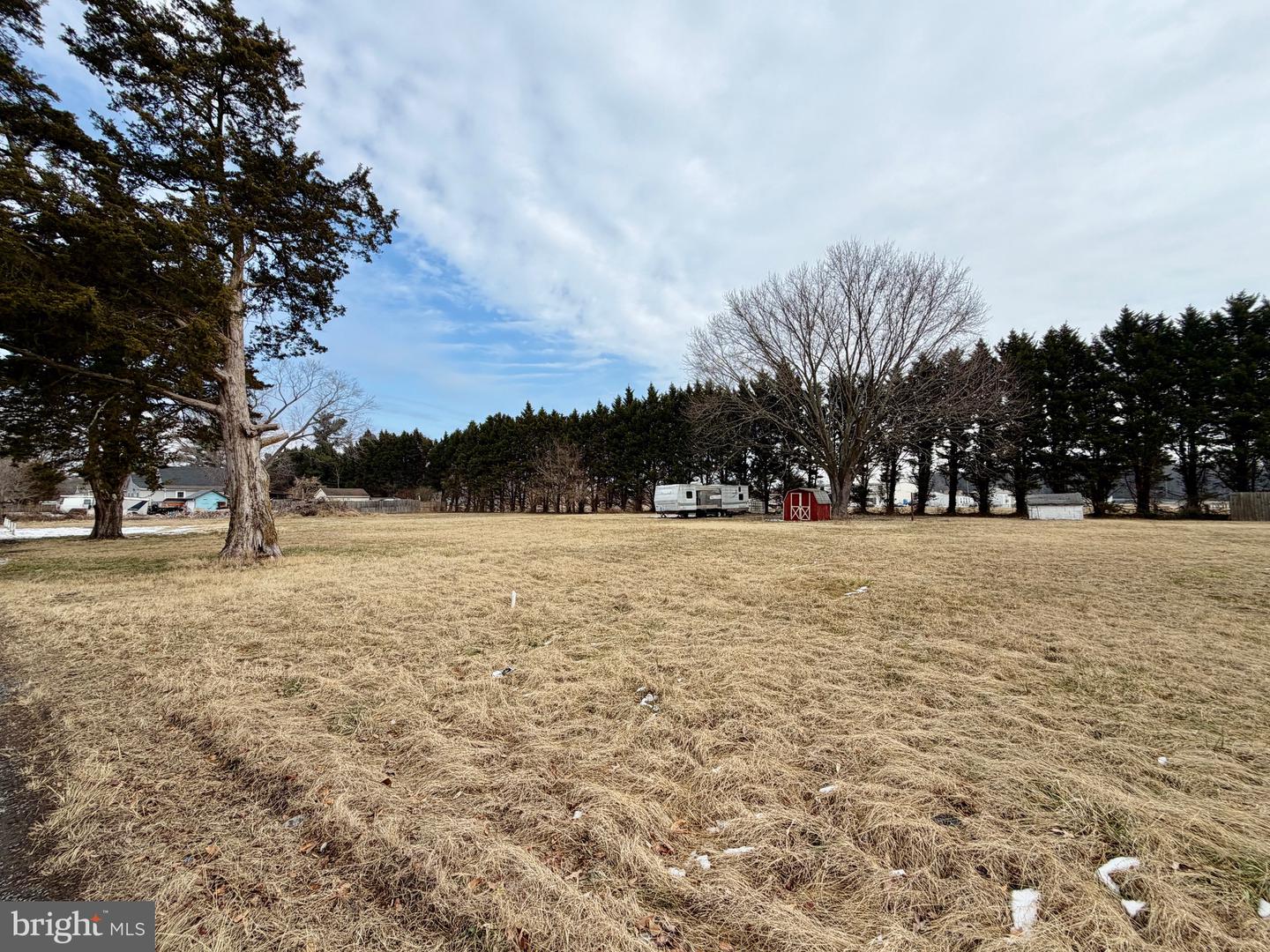 1953 Pine Way Property Photo 4