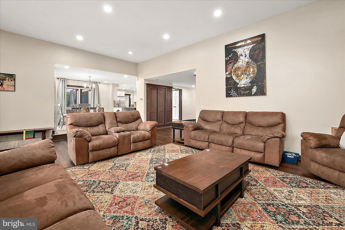 5660 Caledonia Dr Property Photo 21