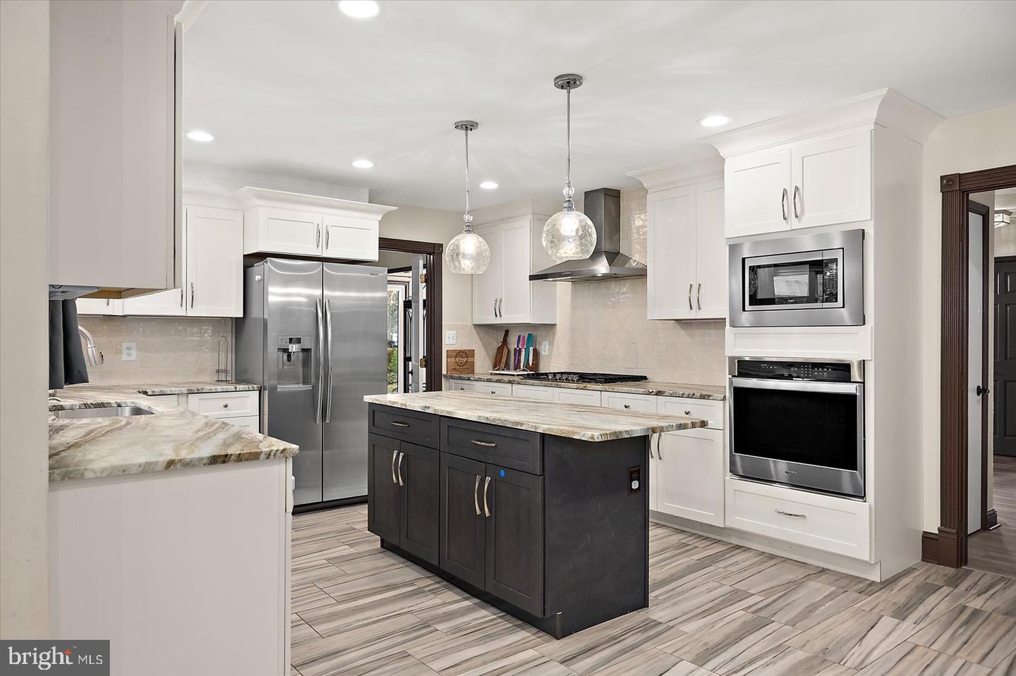 5660 Caledonia Dr Property Photo 33