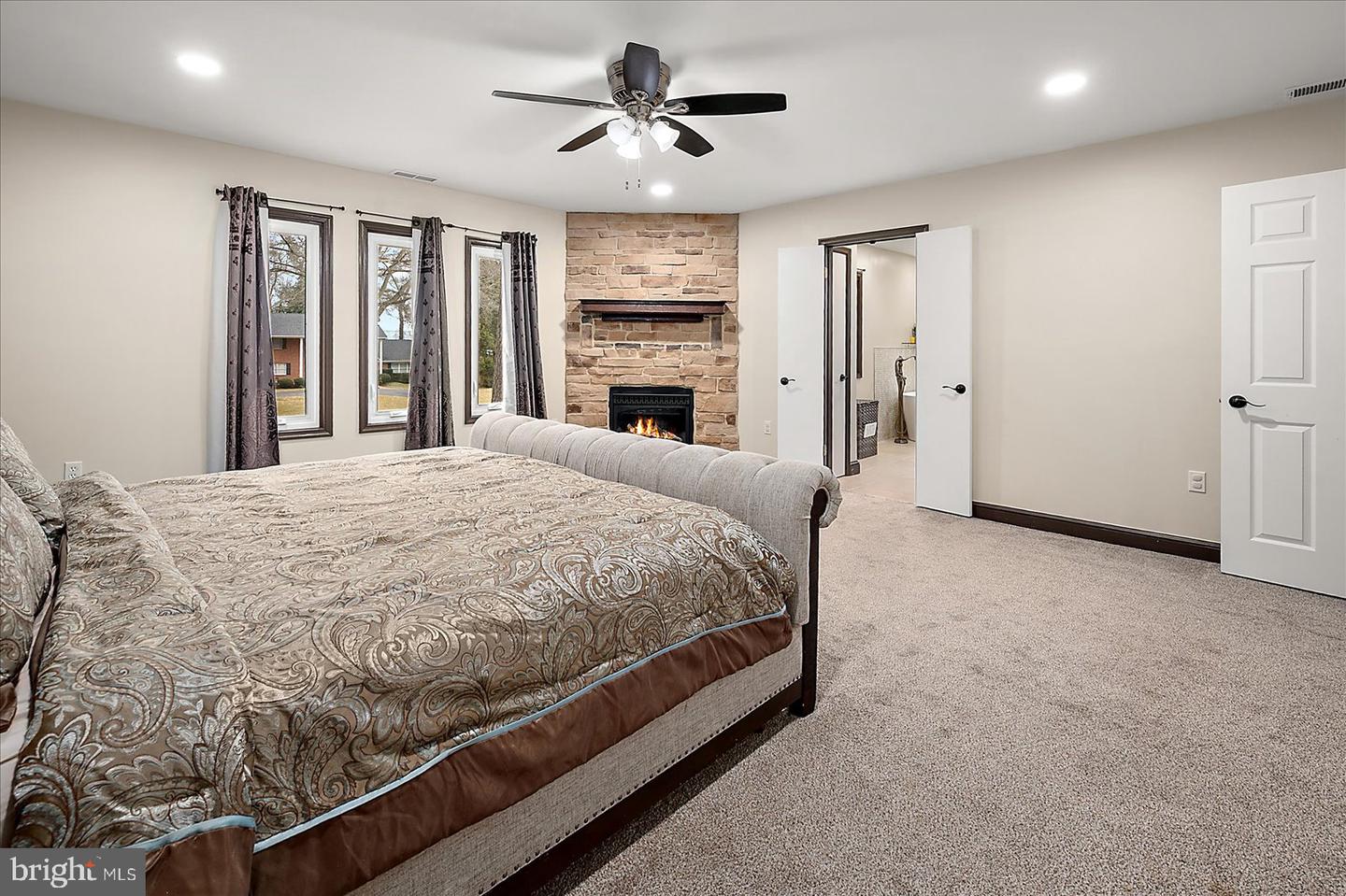 5660 Caledonia Dr Property Photo 49