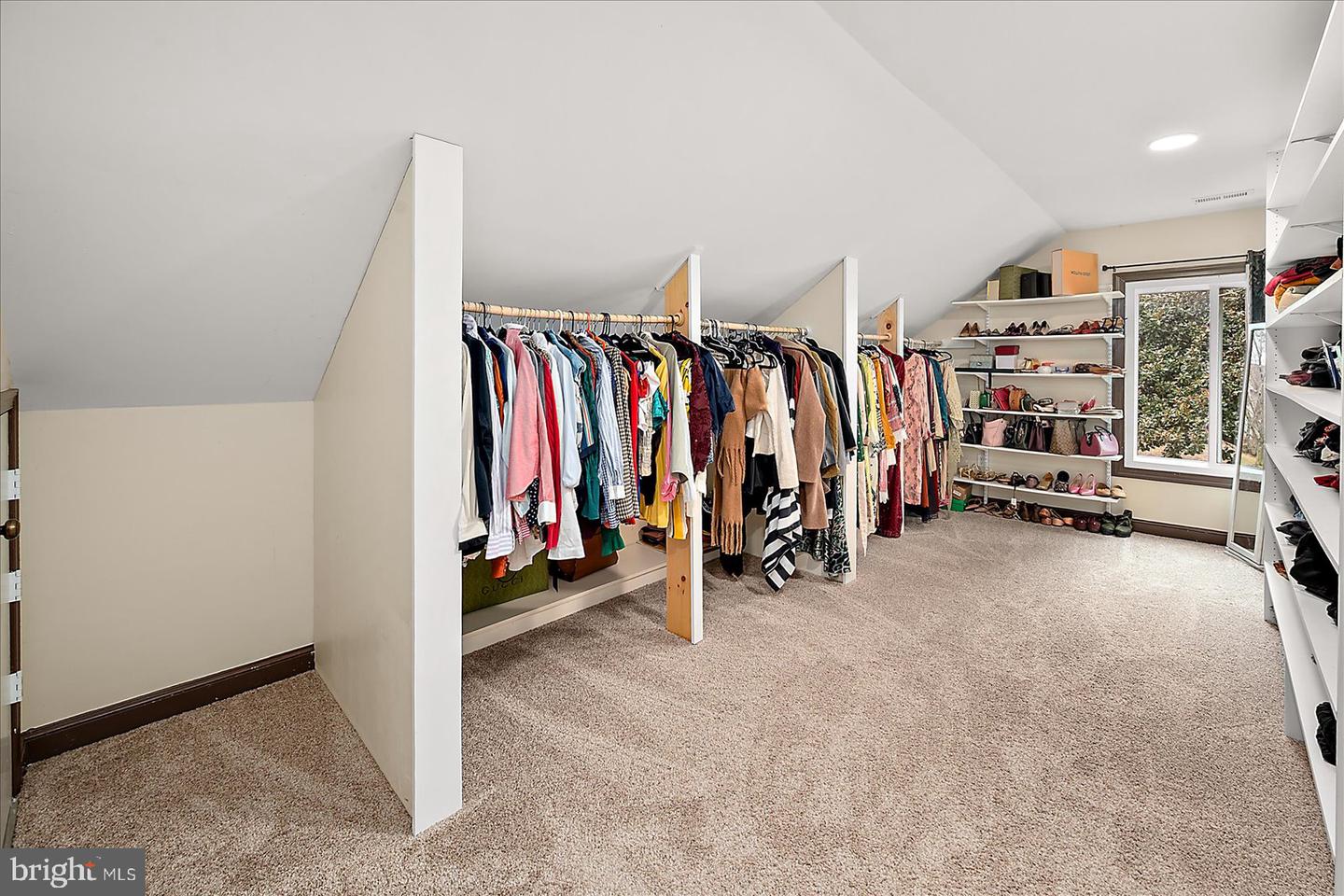 5660 Caledonia Dr Property Photo 75
