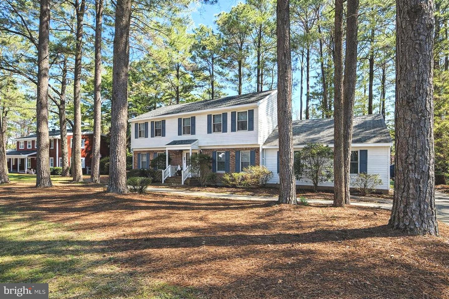 5211 Dove Point Ln Property Photo 1