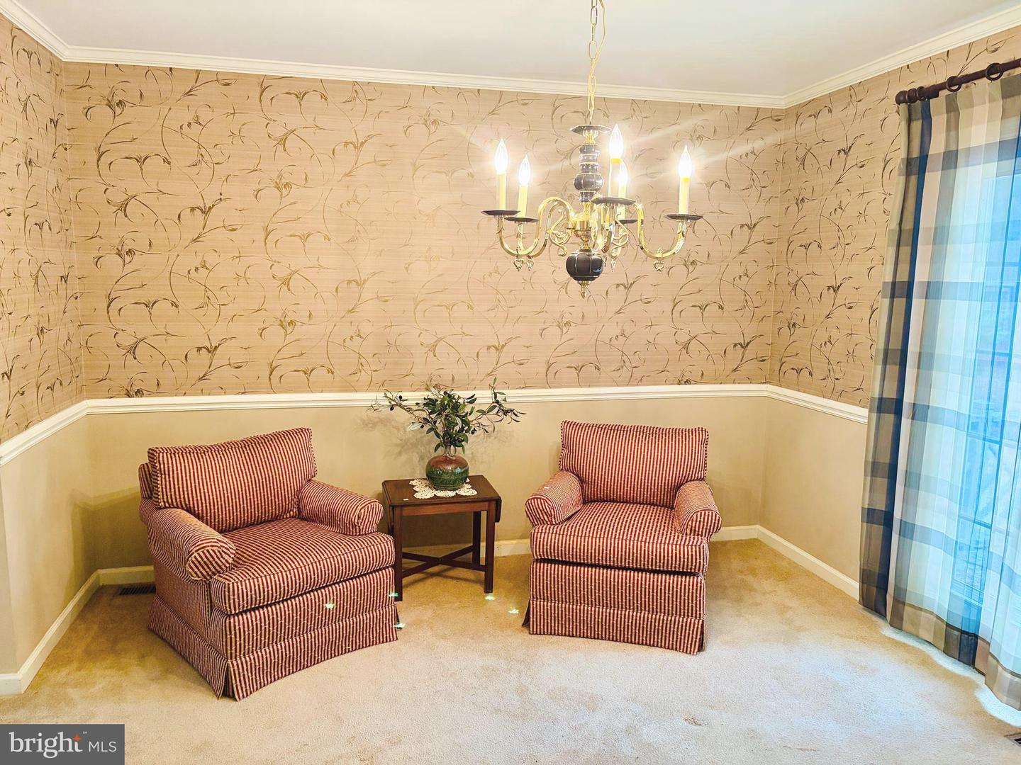5211 Dove Point Ln Property Photo 9