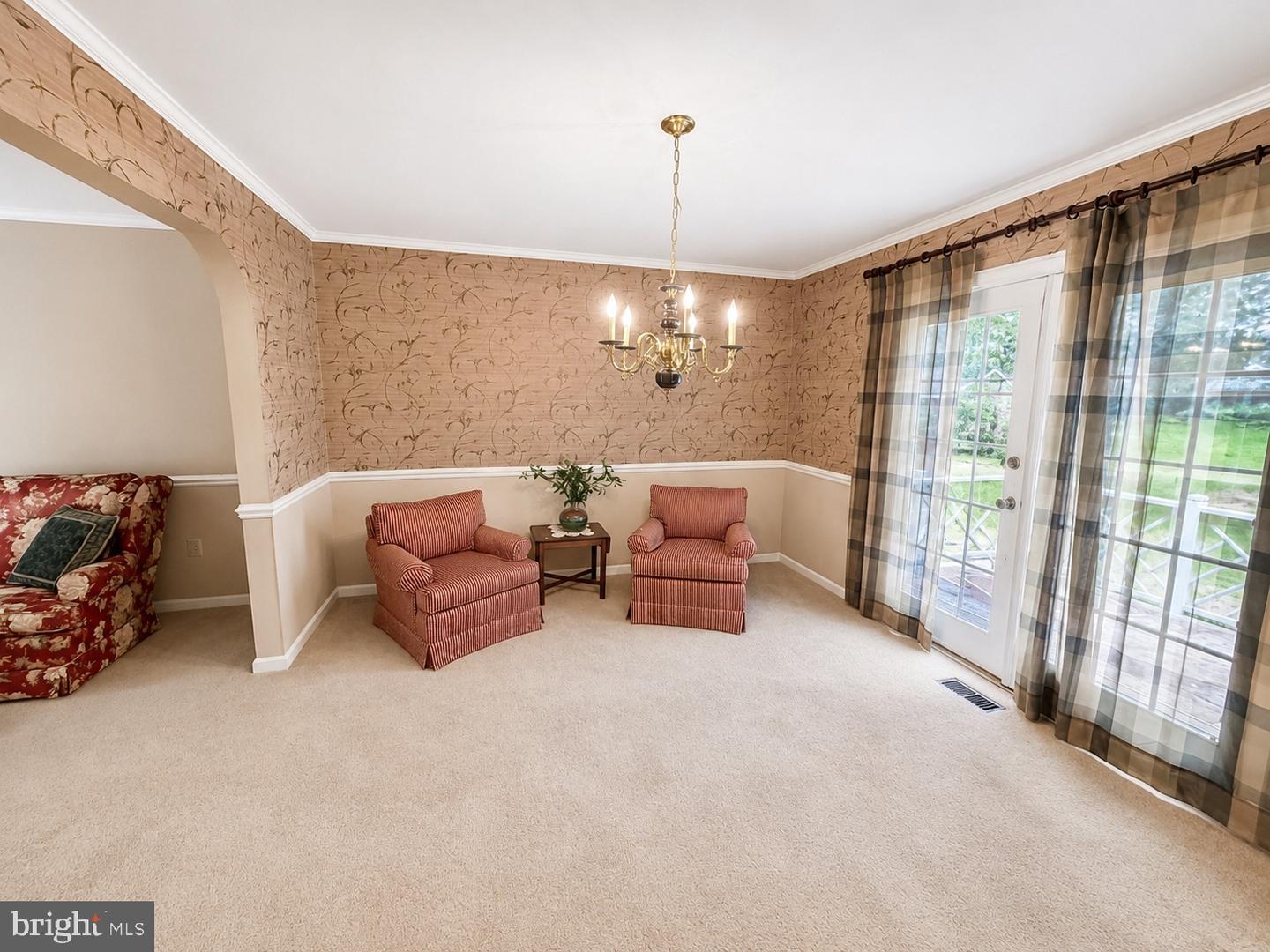 5211 Dove Point Ln Property Photo 10