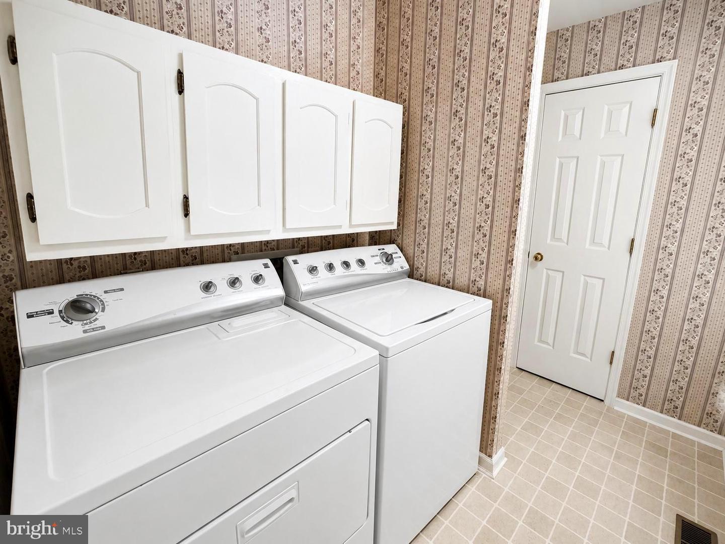 5211 Dove Point Ln Property Photo 23