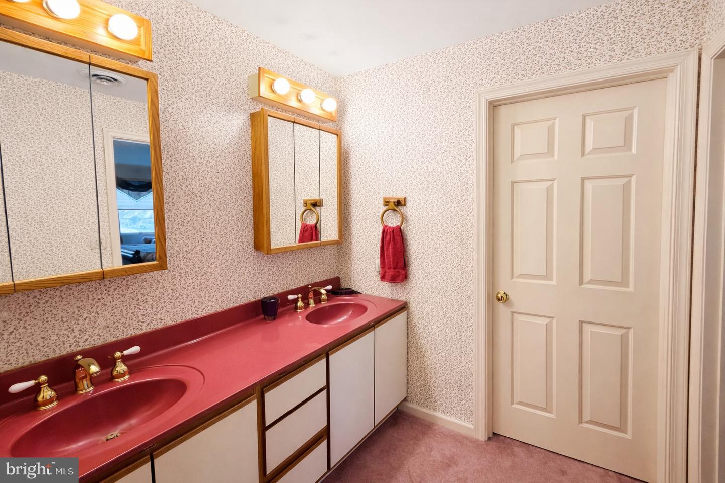 5211 Dove Point Ln Property Photo 34