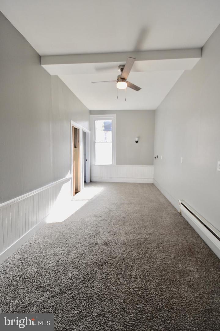 600 Main Street #c Property Photo 3