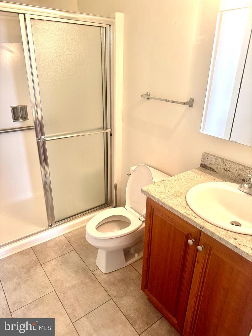 1103 S Schumaker Dr #c-309 Property Photo 4