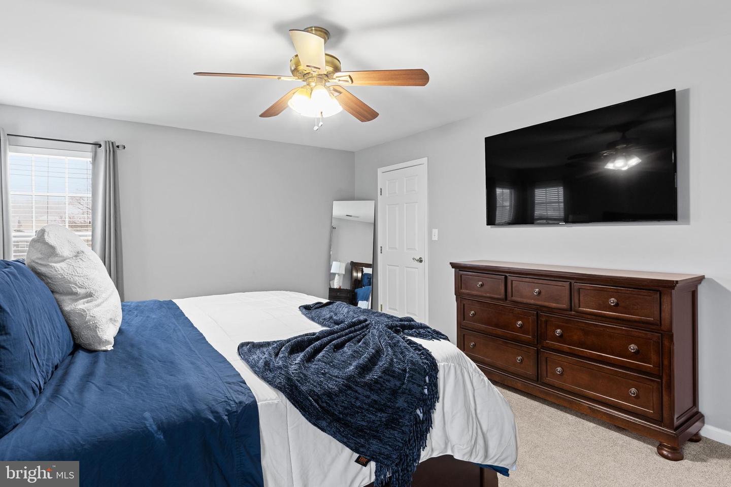 9167 Drawbridge Dr Property Photo 31