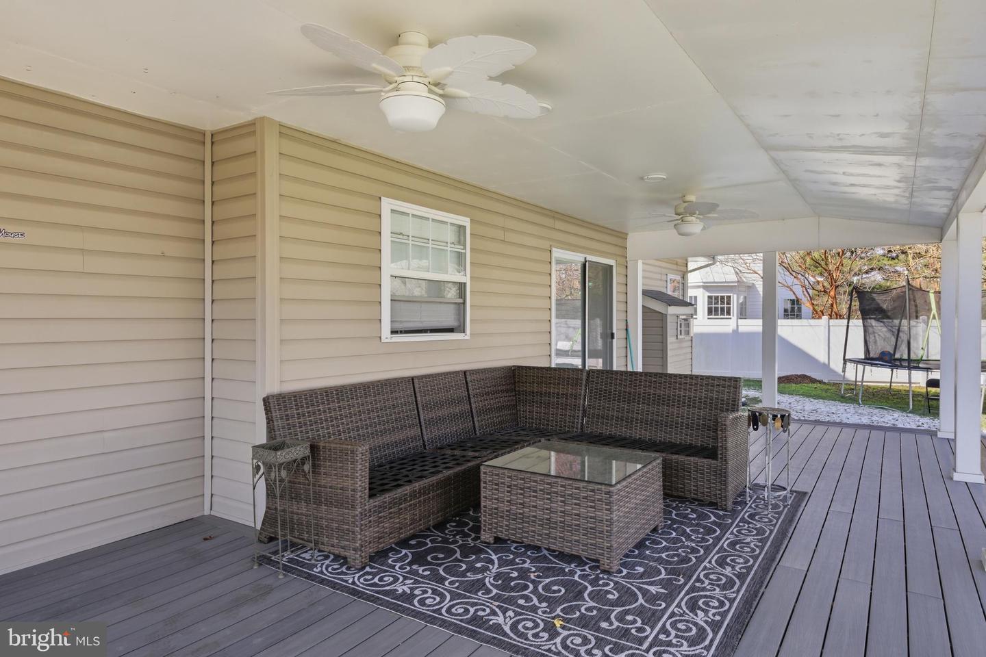 9167 Drawbridge Dr Property Photo 46