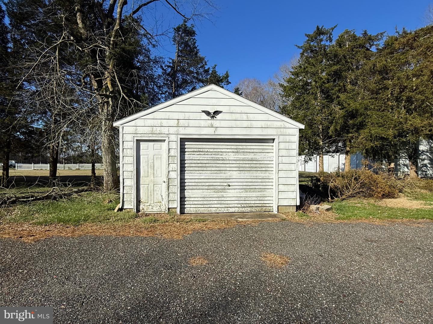7592 Green Lewis Rd Property Photo 5