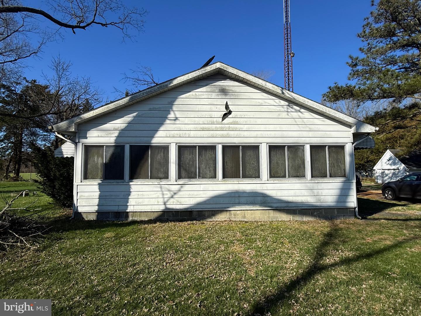 7592 Green Lewis Rd Property Photo 8