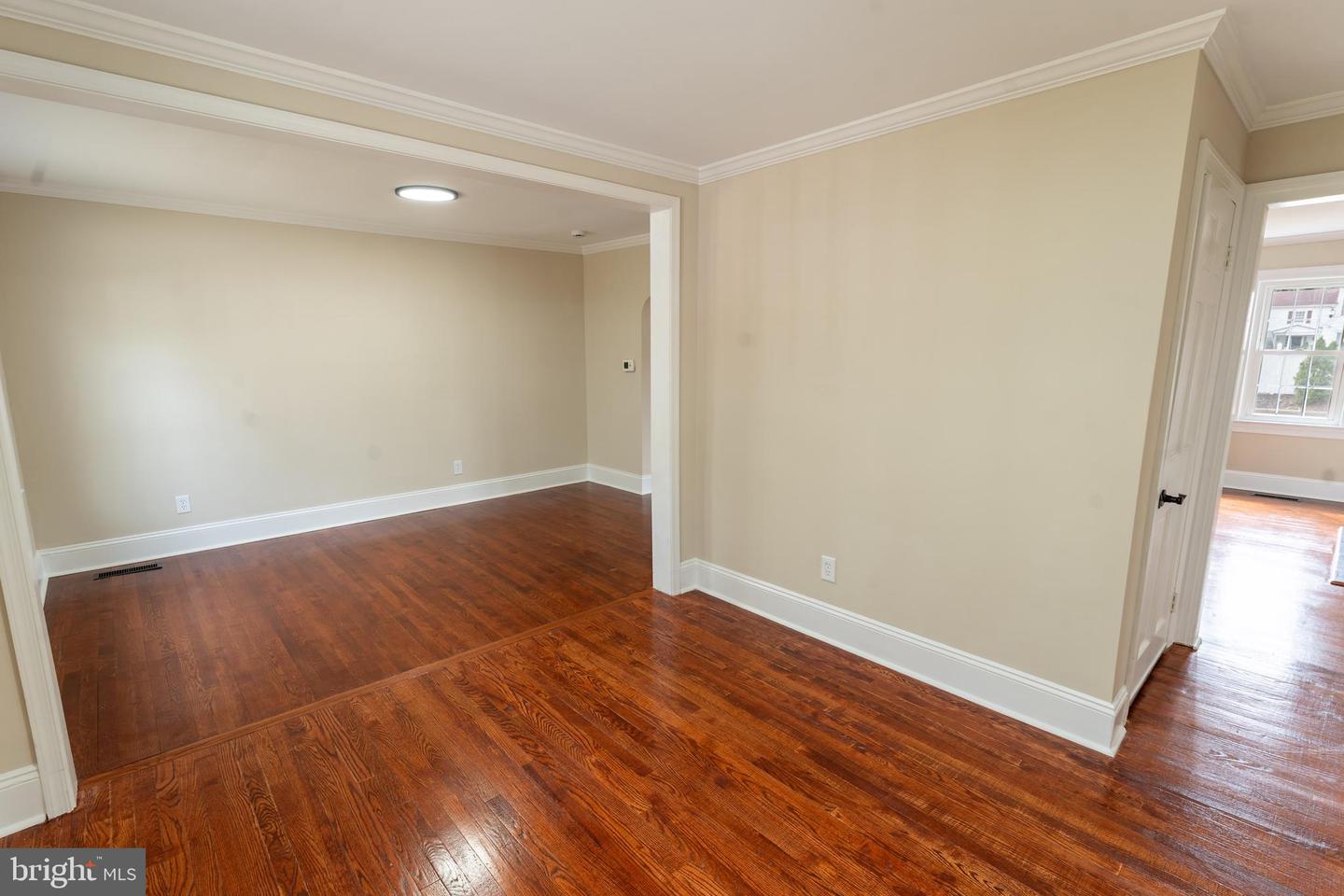 227 Pinehurst Ave Property Photo 11