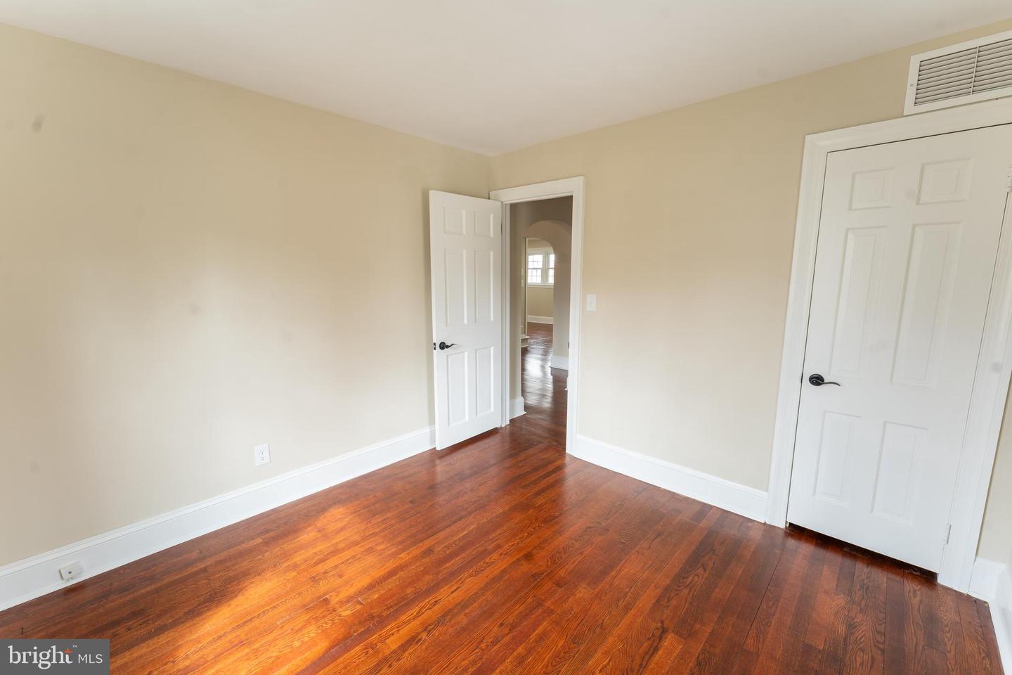 227 Pinehurst Ave Property Photo 31
