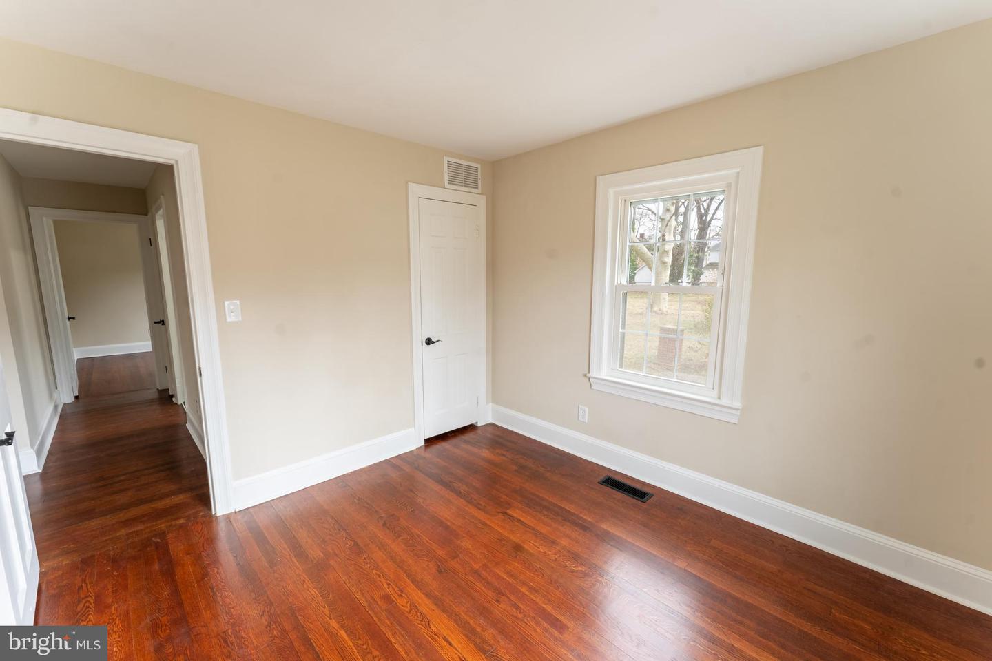 227 Pinehurst Ave Property Photo 32