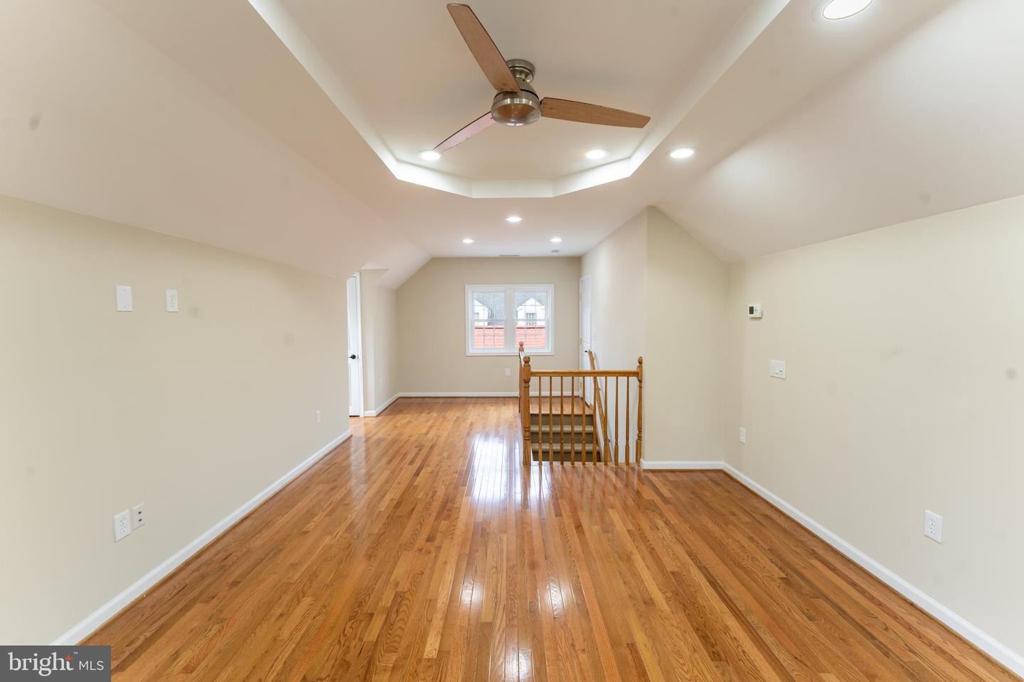 227 Pinehurst Ave Property Photo 42
