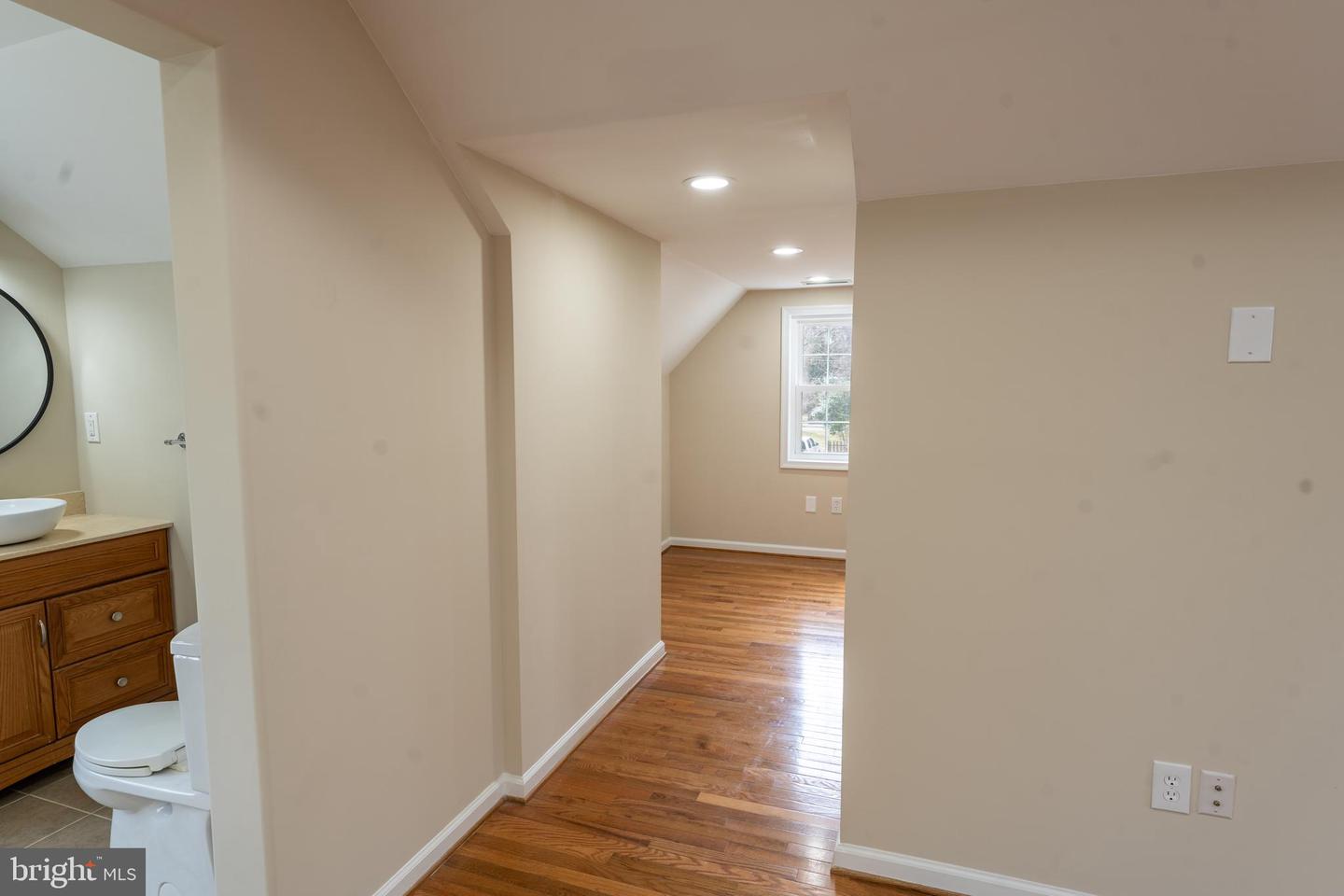 227 Pinehurst Ave Property Photo 45