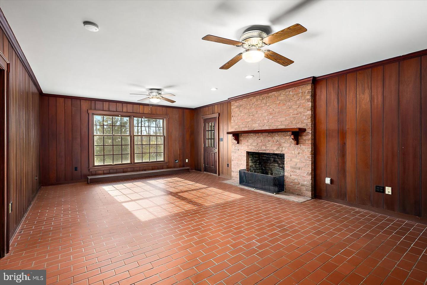 27980 Pemberton Property Photo 24