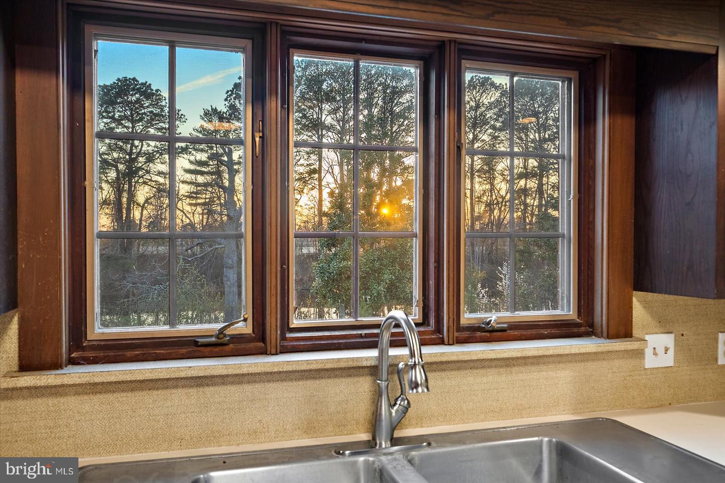 27980 Pemberton Property Photo 32