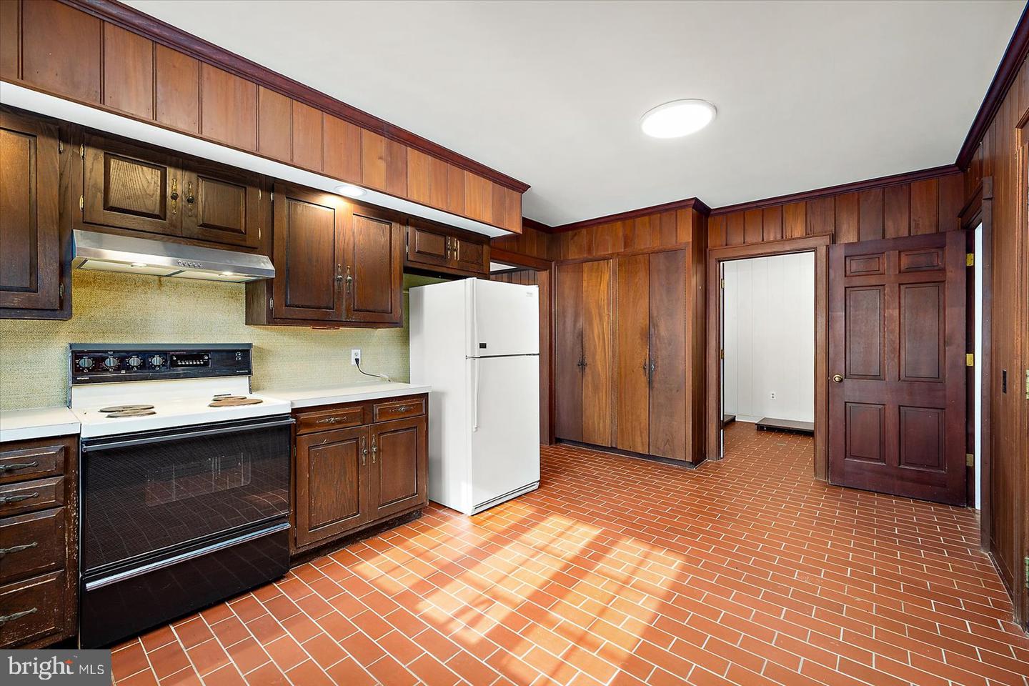 27980 Pemberton Property Photo 34