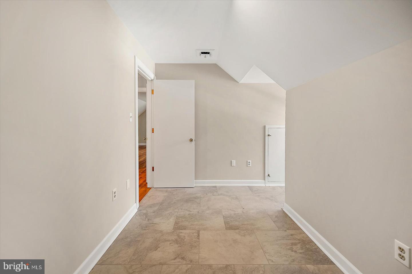 27980 Pemberton Property Photo 60