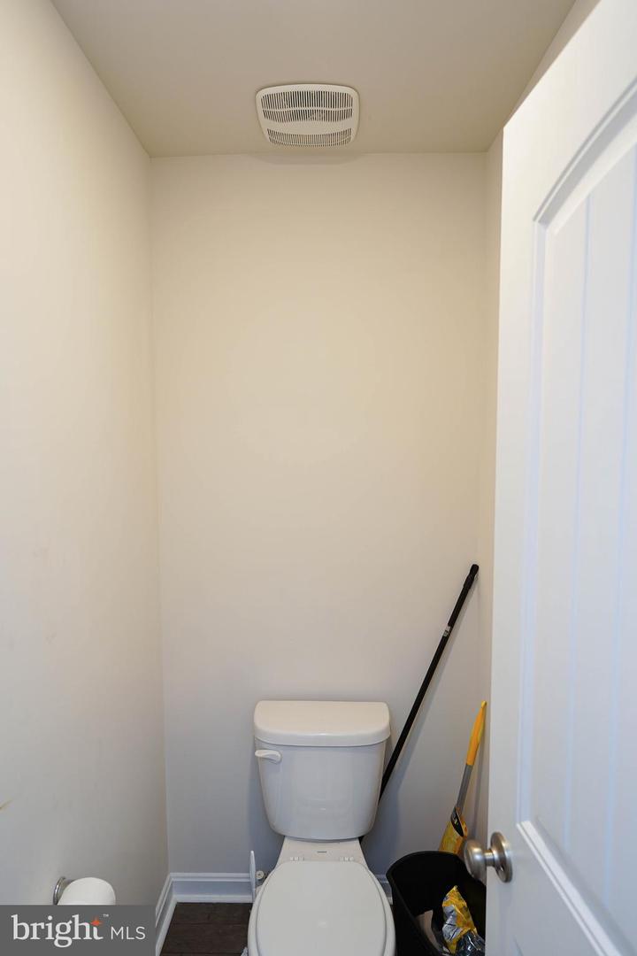 1712 Severn St Property Photo 42