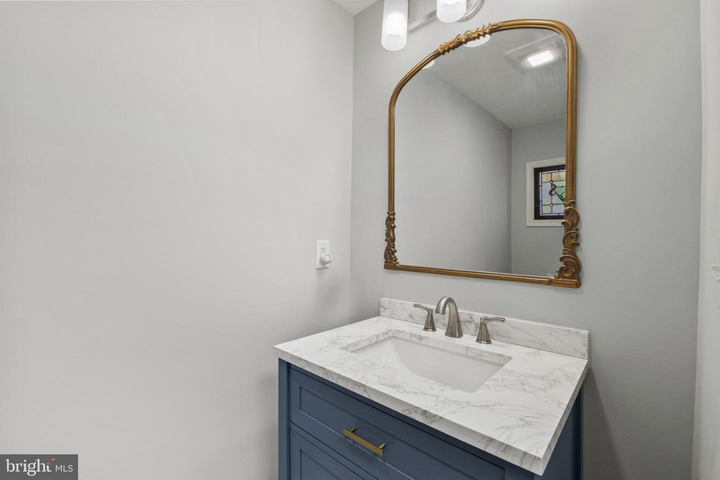 300 Main St Property Photo 34
