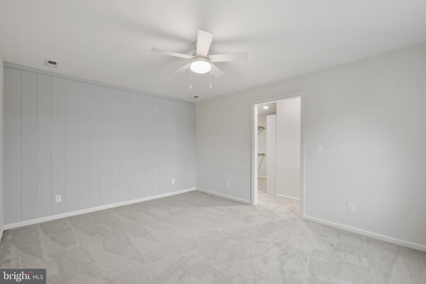 300 Main St Property Photo 35