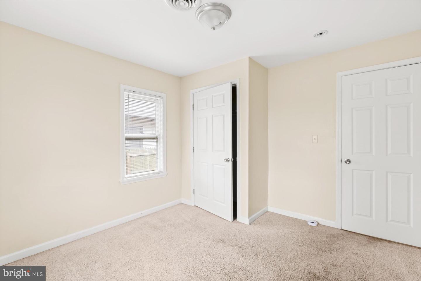 308 E Cedar Ln Property Photo 29