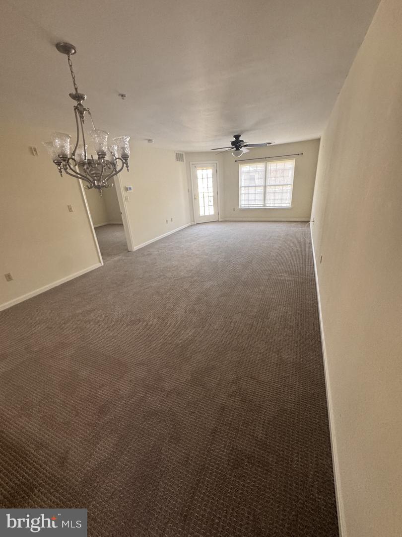 1103 S Schumaker Dr #c-303 Property Photo 4